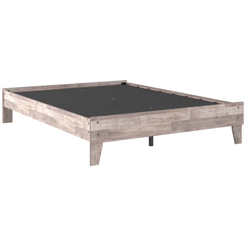 Signature Design by Ashley Queen Neillsville Platform Bed Whitewash: Beach Chic Urban Style, Pine Grain, No Box Spring Needed