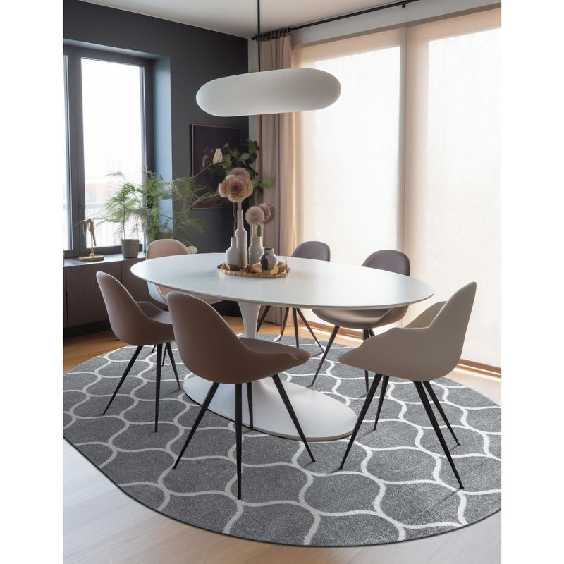 Unique Loom 7' 10 x 10' 0 Trellis Frieze Rounded Light Gray Area Rug
