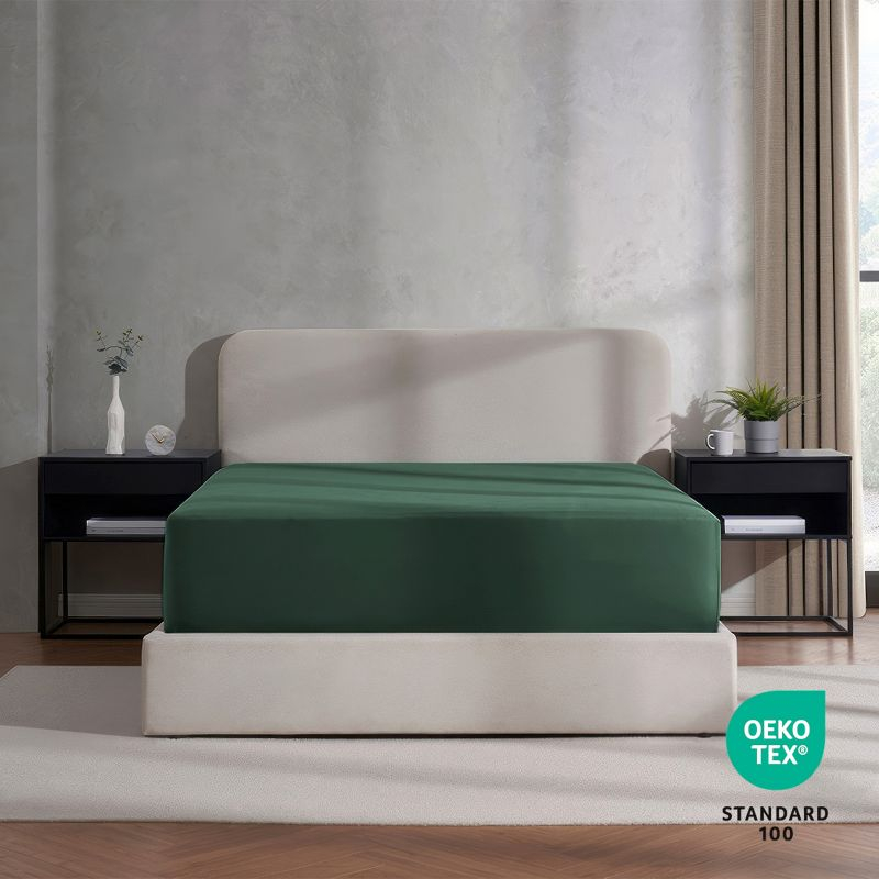 Nestl Fitted Sheet Cal King Size, Extra Deep Pocket Fitted Sheet Only, Ultra Soft Microfiber Fitted Bed Sheet Fits up to 24" Mattress - Hunter Green