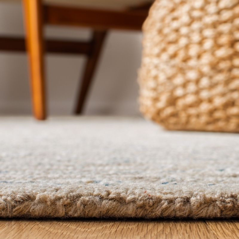 Micro-Loop MLP178 Hand Tufted Area Rug - Light Grey/Ivory - 8'x10' - Safavieh.