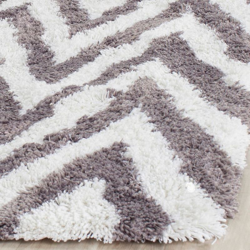 Shag SG250 Hand Tufted Area Rug Ivory / Grey 6' X 9' - Safavieh.