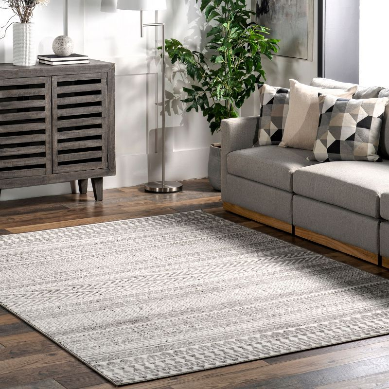 Nuloom Catherina Trellis 4x6 Indoor Area Rug for Living Room Bedroom Dining Room Kitchen, Grey/Ivory