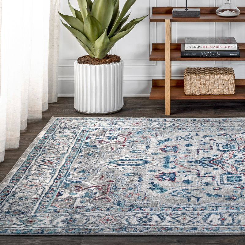 4'x6' Modern Persian Vintage Medallion Area Rug, Light Grey/Blue - JONATHAN Y