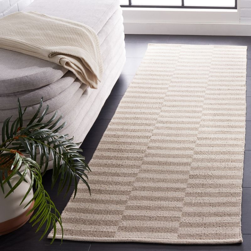 Montauk MTK715 Hand Woven Indoor Runner Rug - Ivory/Light Grey - 2'3"x9' - Safavieh