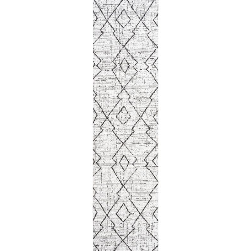 2'x10' Carwa  Diamond Trellis Indoor/Outdoor Runner Rug, Ivory/Black - JONATHAN Y