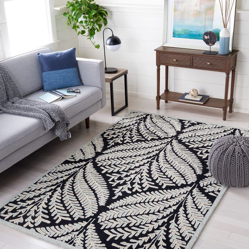Capri CPR208 Tufted Indoor Area Rug - Black/Ivory - 6'x9' - Safavieh