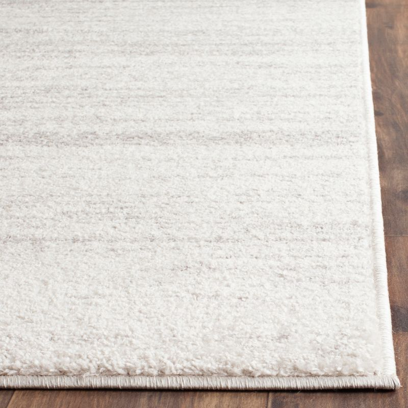 Adirondack ADR113 Machine Made Indoor Area Rug - Ivory/Silver - 5'x5' - Safavieh