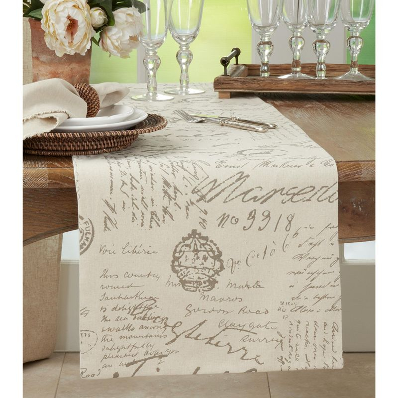 Saro Lifestyle Old Fashioned Vintage Script Print Design Everyday Table Runner, Natural, 16" x 72"