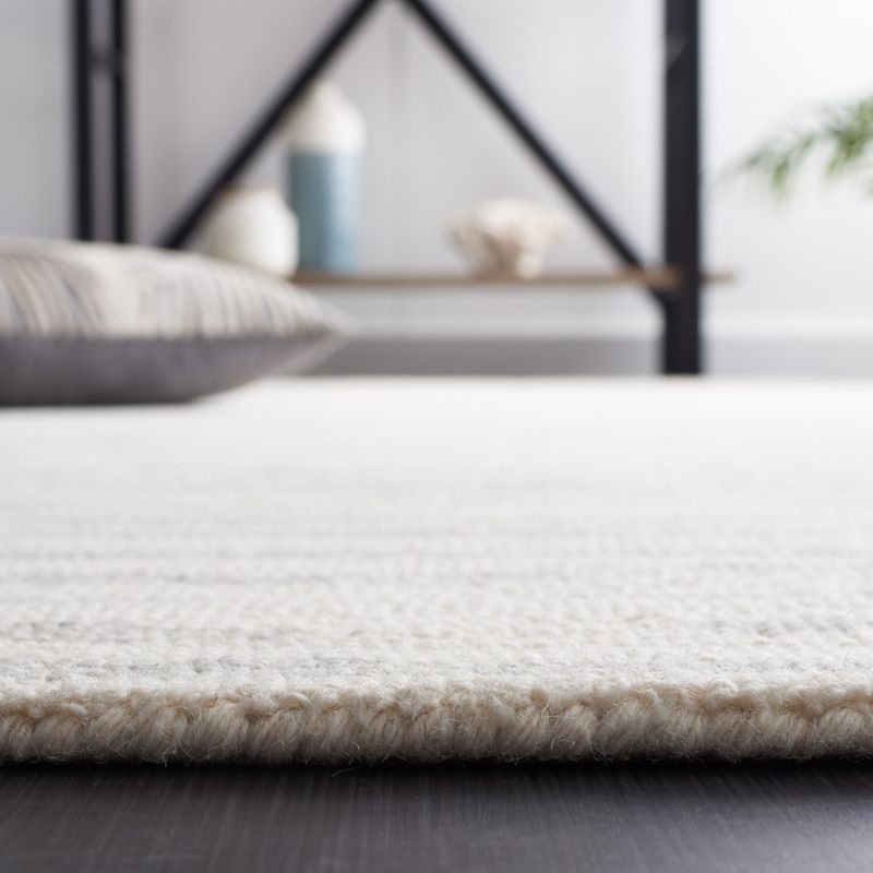 Abstract ABT926 Handmade Indoor Area Rug - Ivory/Light Blue - 4'x6' - Safavieh