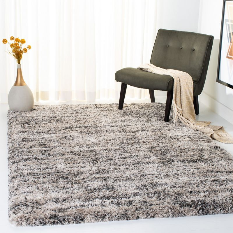 Iceland Shag ISG519 Power Loomed Area Rug - Cream/Grey - 5'3"x7'6" - Safavieh