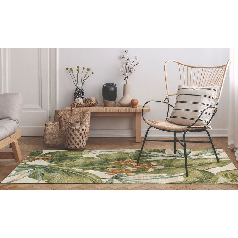 Liora Manne Marina Tropical Leaf Indoor/Outdoor Rug Cream 3'3" x 4'11"