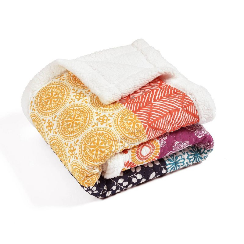 Lush Decor Gyeong Throw