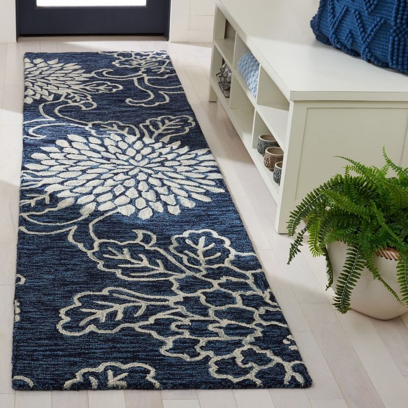 Jardin JAR602 Hand Tufted Runner Rug - Navy/Ivory - 2'3"x9' - Safavieh.
