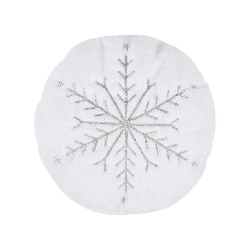 O Christmas Round Metalic Snowflake Pillow R16