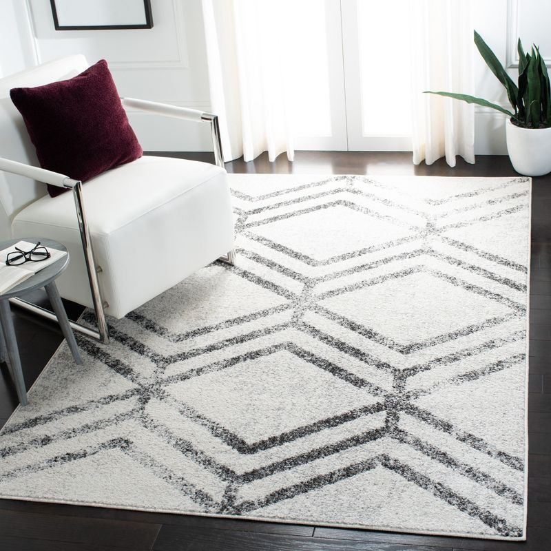 Adirondack ADR253 Machine Made Indoor Area Rug - Ivory/Grey - 5'-1"x7'-6" - Safavieh