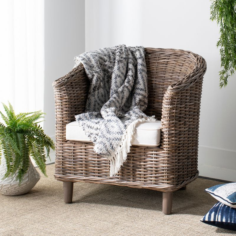 Omni Barrel Chair - FOX6501 - White/Natural Unfinished - Safavieh