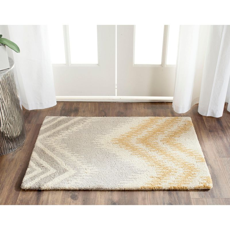 Capri CPR445 Hand Tufted Accent Rug - Grey/Gold - 2'x3' - Safavieh.
