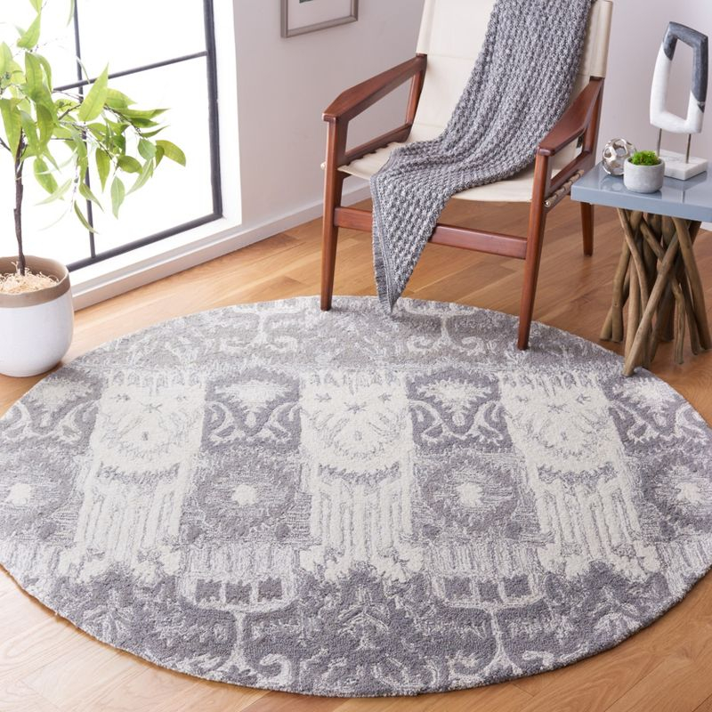 Ikat IKT653 Hand Tufted Area Rug - Grey/Ivory - 6' Round - Safavieh.