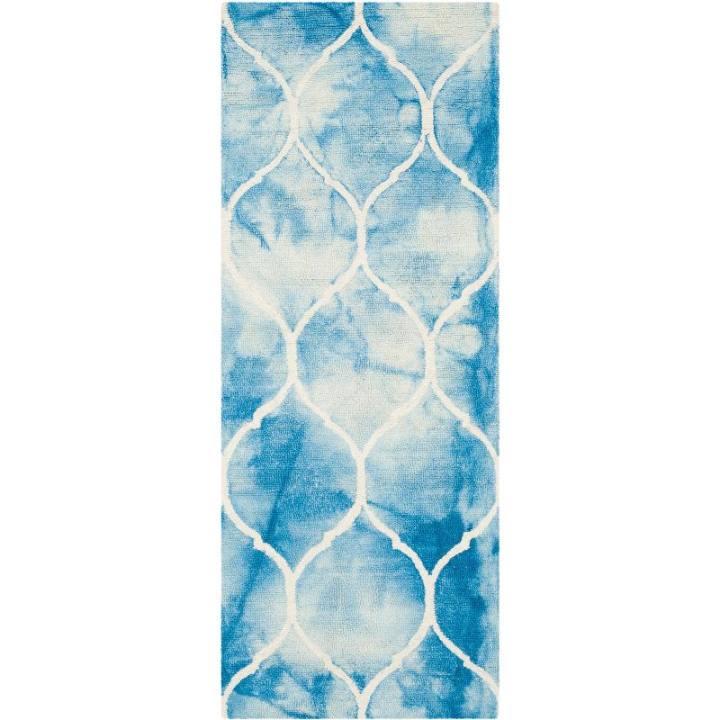 Dip Dye DDY685 Hand Tufted Runner Rug - Blue/Ivory - 2'3"x6' - Safavieh.