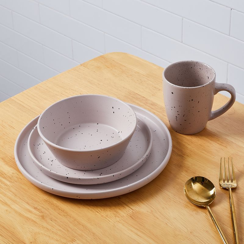 Stone Lain Jade 16-Piece Stoneware Dinnerware Set, Service for 4, Taupe