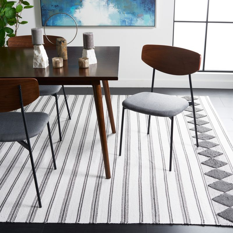 Montauk MTK708 Hand Woven, Flat Weave Indoor Area Rug - Dark Grey/Ivory - 8'x10' - Safavieh