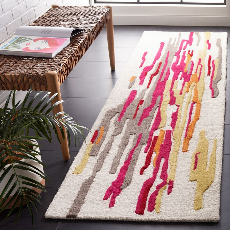 Rodeo Drive RD858 Hand Tufted Runner Rug - Ivory/Red - 2'3"x8' - Safavieh.