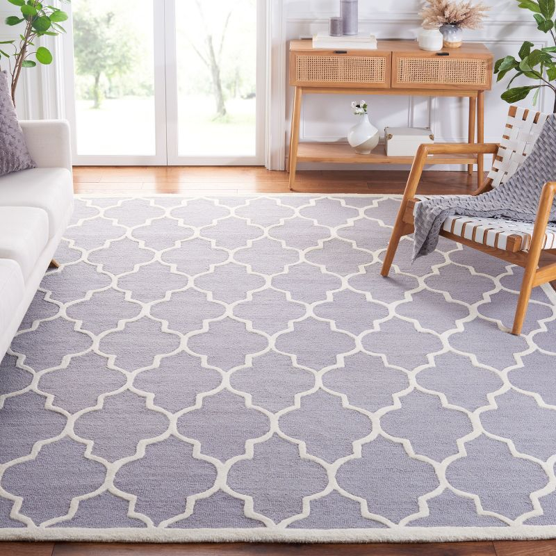 Cambridge CAM134 Tufted Indoor Area Rug - Silver/Ivory - 8'x10' - Safavieh
