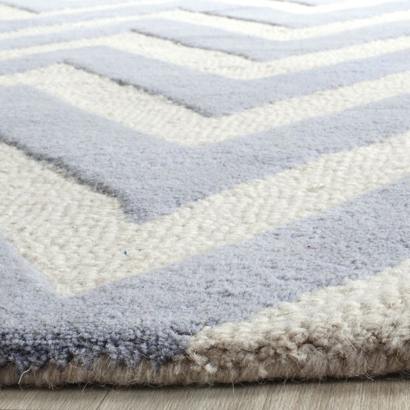 Cambridge CAM139 Tufted Indoor Area Rug - Light Blue/Ivory - 7'6"x9'6" - Safavieh