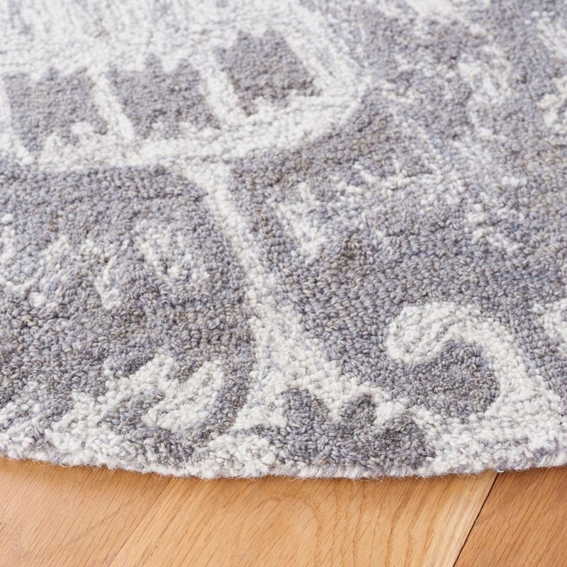 Ikat IKT653 Hand Tufted Area Rug - Grey/Ivory - 6' Round - Safavieh.