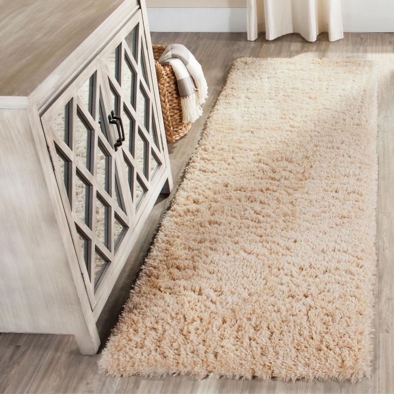 Indie Shag SGI320 Power Loomed Runner Rug - Light Beige - 2'3"x7' - Safavieh.