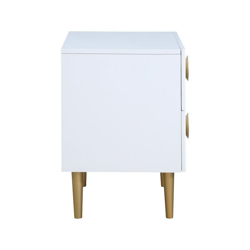 Meridian Furniture,Zayne White Nightstand