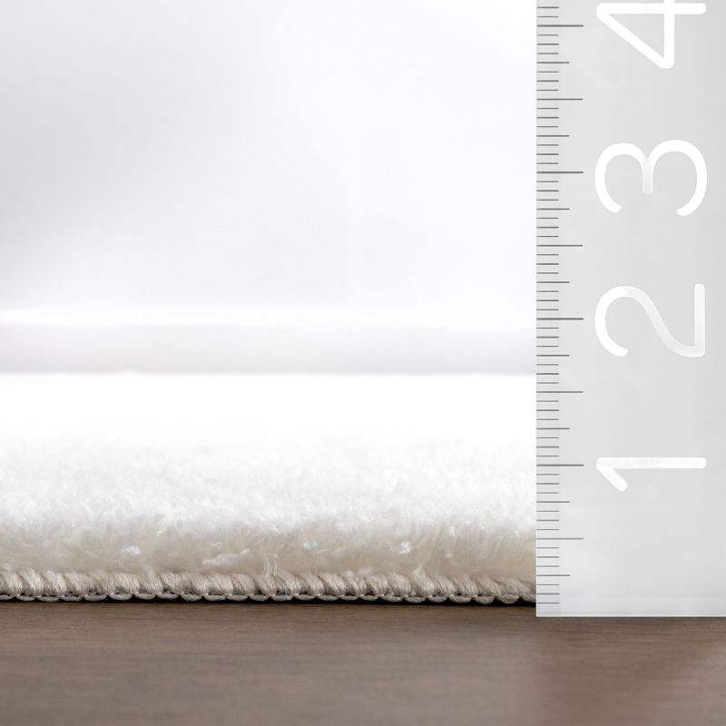 nuLOOM 2' x 3' Cozy Plush SuperiorWash Area Rug, Machine Washable, Non-Slip, Soft Fluffy Shag Carpet for Living Room Bedroom Nursery, Loni Off-white