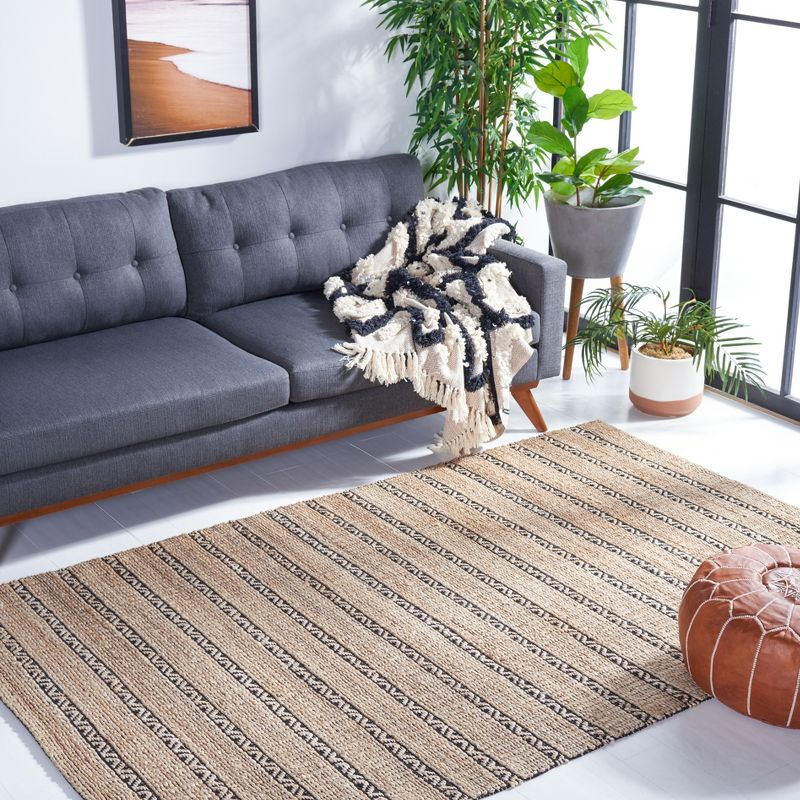 Natural Fiber NFB655 Flat Weave Indoor Area Rug - Black/Natural - 4'x6' - Safavieh