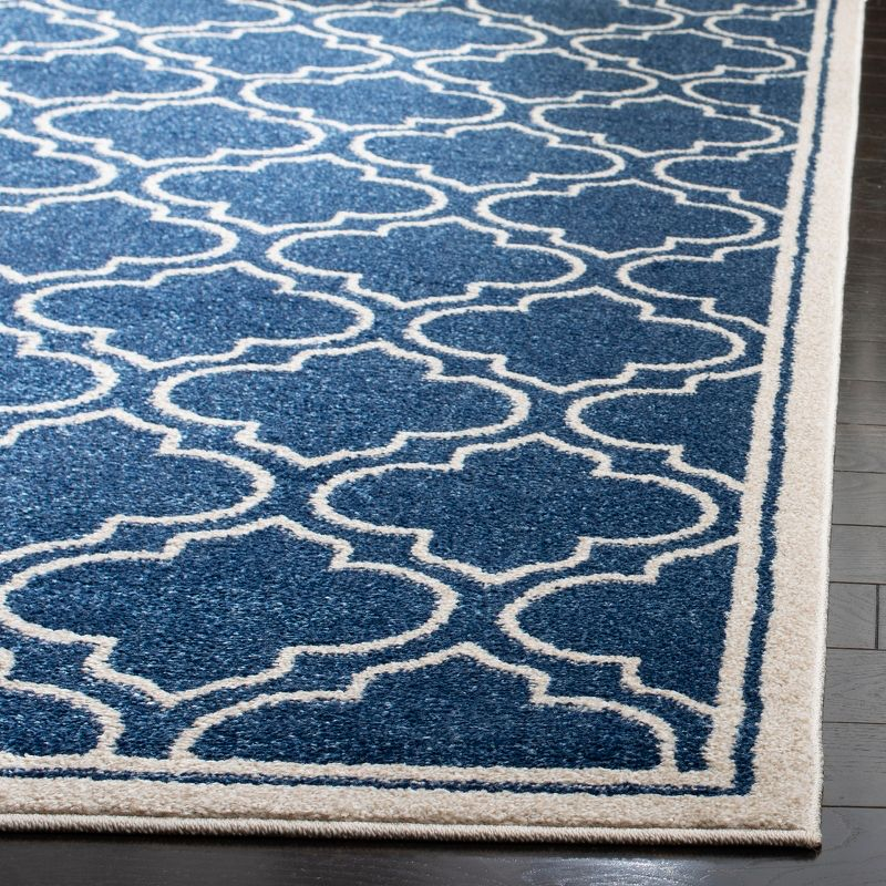 Amherst AMT412 Power Loomed Area Rug - Navy/Ivory - 5'3"x8' - Safavieh.