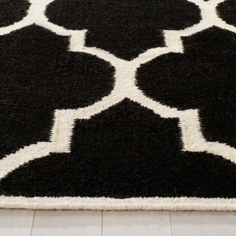 Dhurries DHU632 Hand Woven Area Rug - Black/Ivory - 5'x8' - Safavieh.