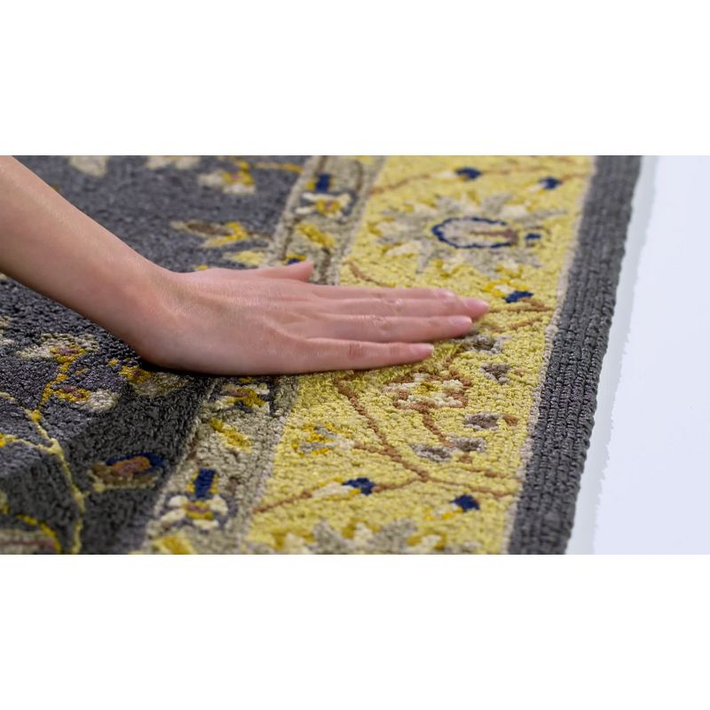 Easy Care EZC751 Hand Hooked Area Rug - Grey/Cream - 8'x10' - Safavieh.