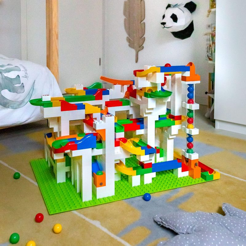 Hubelino Mega Building Box - 585 Pieces (Made in Germany)
