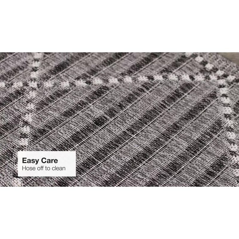 Liora Manne Malibu Checker Diamond Indoor/Outdoor Rug Charcoal 7'10" Square