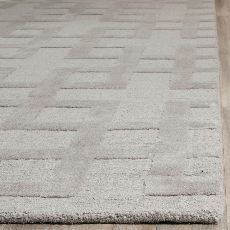 Impressions IM311 Hand Loomed Area Rug - Grey - 5'x8' - Safavieh.
