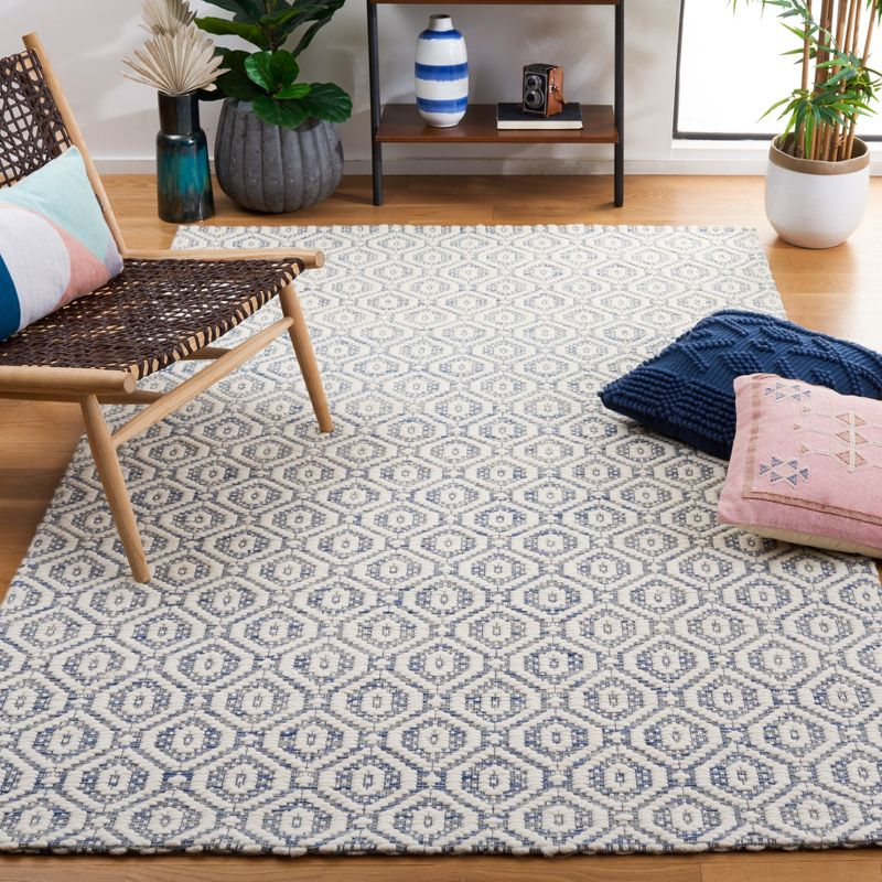 Marbella MRB325 Hand Woven Area Rug - Blue/Ivory - 4'x6' - Safavieh.