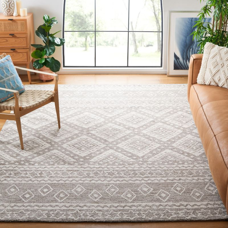 Micro-Loop MLP501 Hand Tufted Indoor Area Rug - Dark Grey/Ivory - 5'x8' - Safavieh