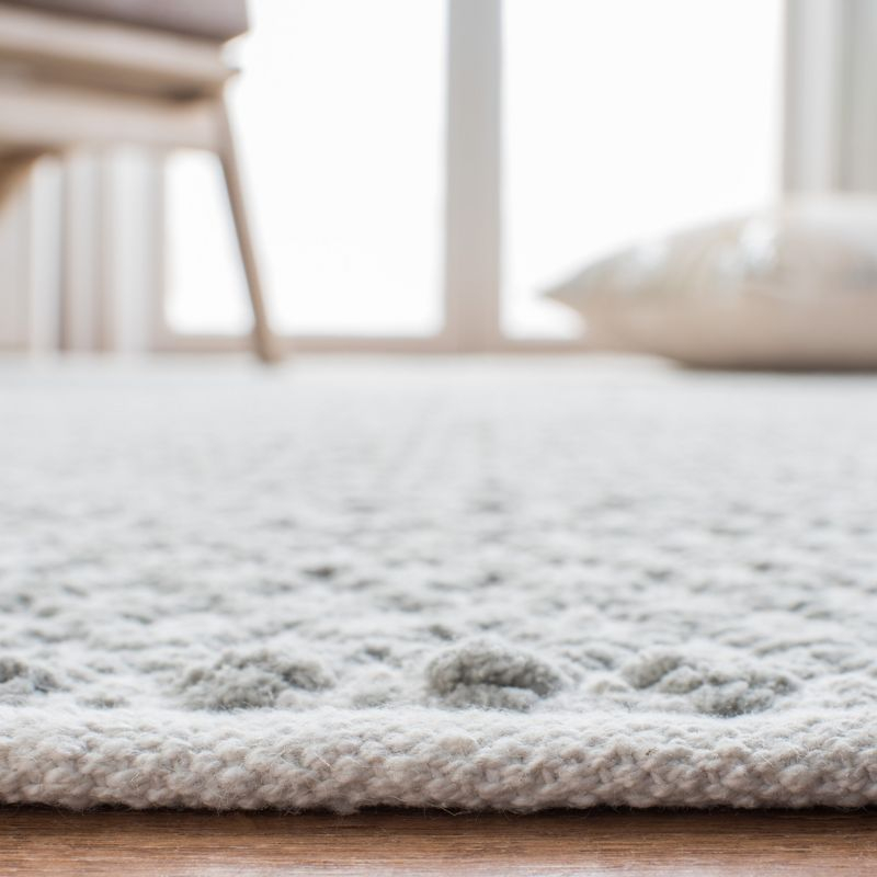 Boston BOS686 Flat Weave Indoor Area Rug - Taupe - 4'x6' - Safavieh