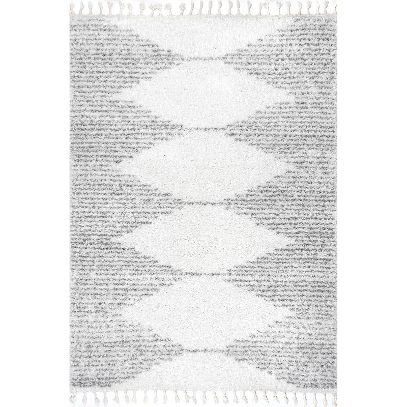 nuLOOM Bria Moroccan Diamond Tassel Area Rug