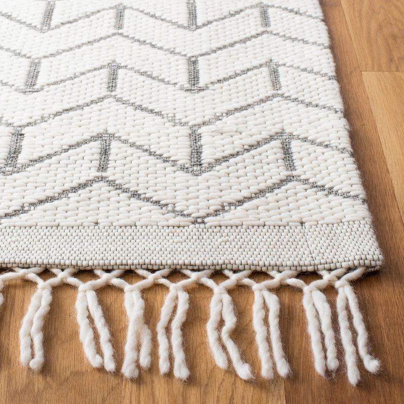 Vermont VRM310 Hand Loomed Area Rug - Ivory - 6'x6' - Safavieh.