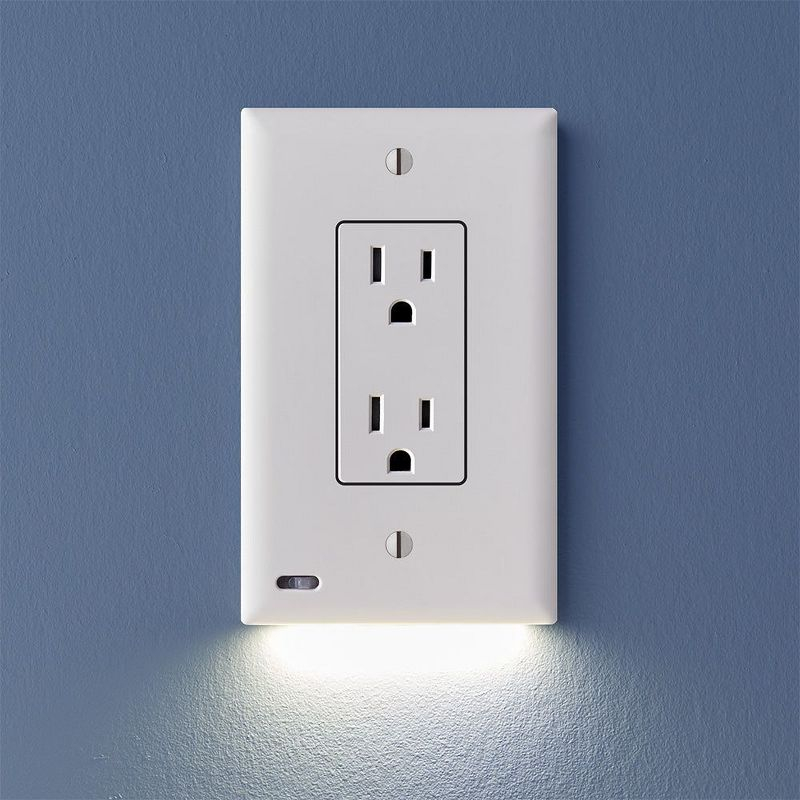 SnapPower GuideLight 2 Wall Plate Night Light - Auto On/Off Sensor - Decor, White (1 Pack)