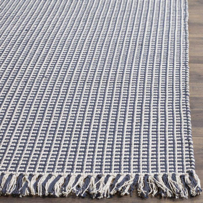 Montauk MTK340 Hand Woven Indoor Area Rug - Ivory/Navy - 6'x9' - Safavieh