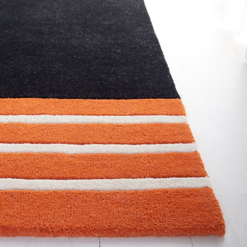 Rodeo Drive RD863 Hand Tufted Area Rug - Ivory/Rust - 3'x5' - Safavieh.
