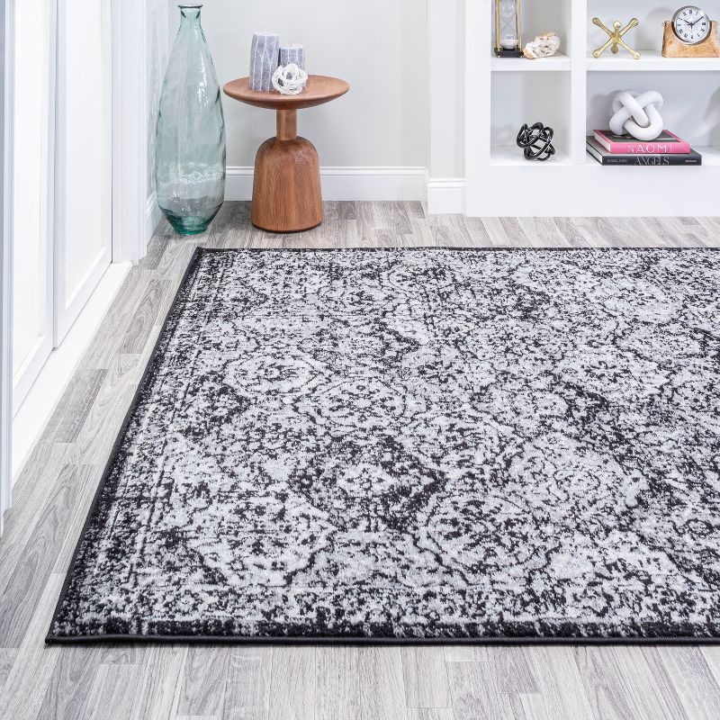 5' x 8' Modern Persian Boho Vintage Trellis Area Rug, Black/Ivory - JONATHAN Y
