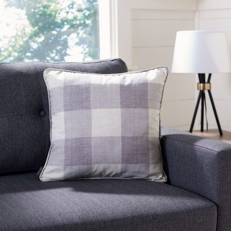 Fernla Pillow - Grey/White - 18"X18" - Safavieh