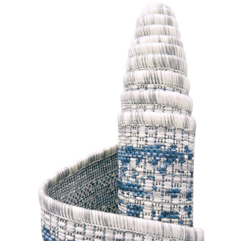 Unique Loom 5' 3 x 8' 0 Oval Indoor/Outdoor Traditional Blue Area Rug